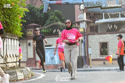 Race photo from Smartfren Run 2025 