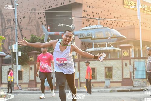 Race photo from Smartfren Run 2025 