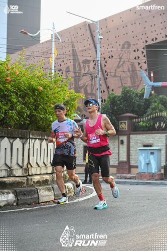Race photo from Smartfren Run 2025 