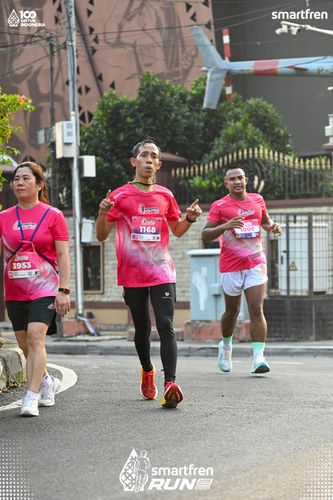 Race photo from Smartfren Run 2025 
