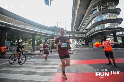 Race photo from Nu Skin Run 10K