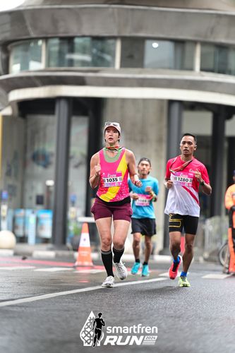 Race photo from Smartfren Run 2024