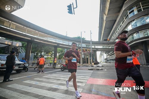 Race photo from Nu Skin Run 10K