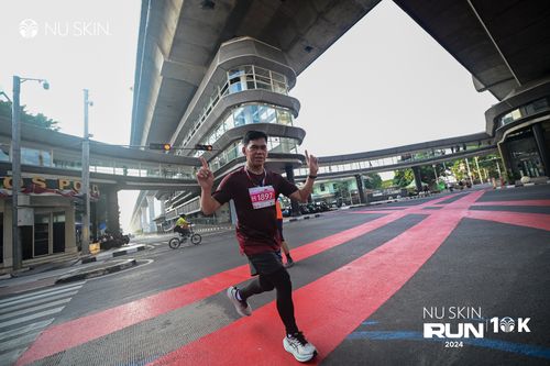 Race photo from Nu Skin Run 10K