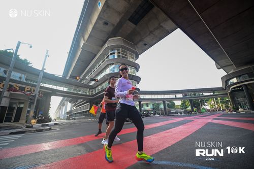 Race photo from Nu Skin Run 10K