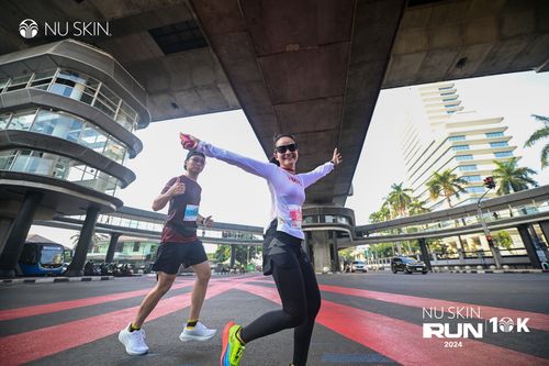 Race photo from Nu Skin Run 10K