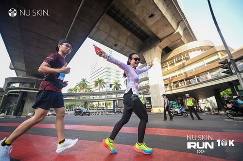 Race photo from Nu Skin Run 10K