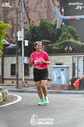 Race photo from Smartfren Run 2025 