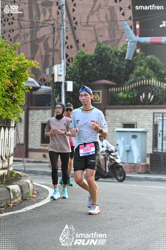 Race photo from Smartfren Run 2025 
