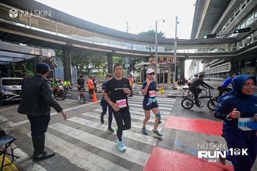 Race photo from Nu Skin Run 10K