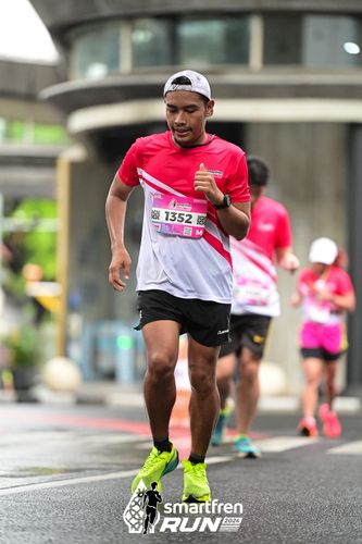 Race photo from Smartfren Run 2024