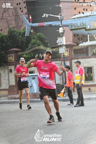 Race photo from Smartfren Run 2025 