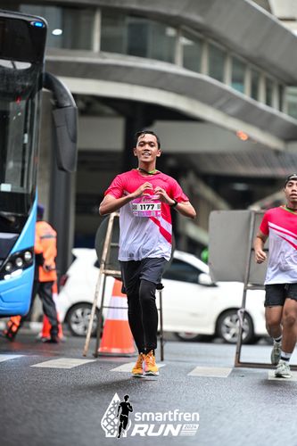 Race photo from Smartfren Run 2024