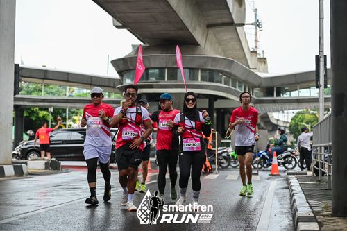 Race photo from Smartfren Run 2024