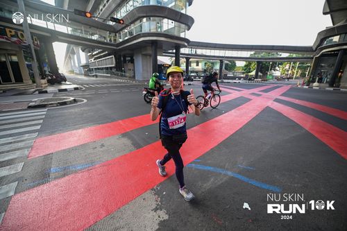 Race photo from Nu Skin Run 10K