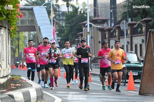 Race photo from Smartfren Run 2025 