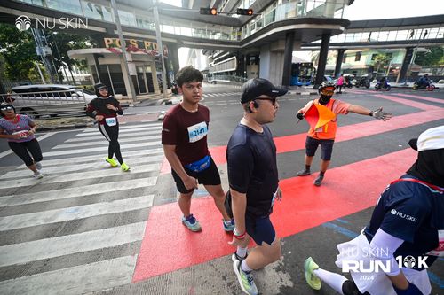 Race photo from Nu Skin Run 10K