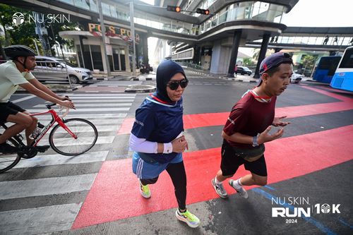 Race photo from Nu Skin Run 10K