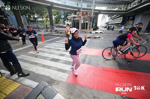 Race photo from Nu Skin Run 10K