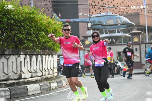Race photo from Smartfren Run 2025 