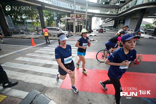Race photo from Nu Skin Run 10K