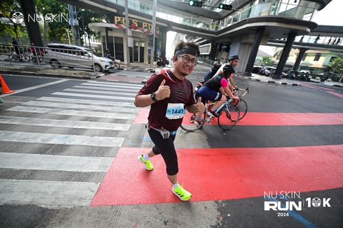 Race photo from Nu Skin Run 10K