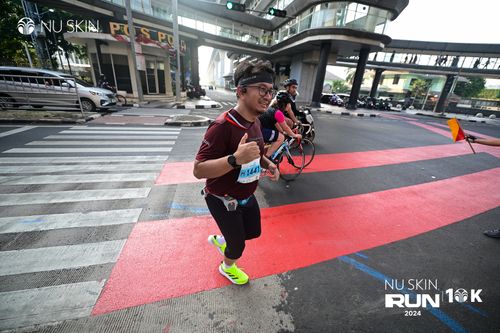 Race photo from Nu Skin Run 10K
