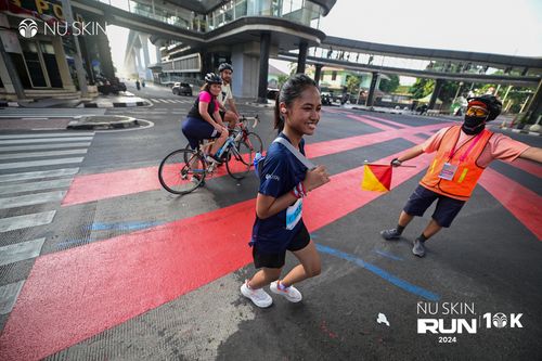 Race photo from Nu Skin Run 10K