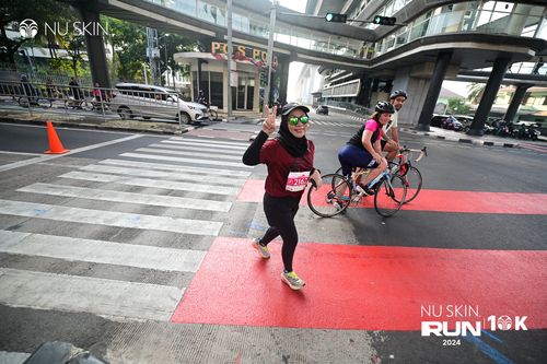 Race photo from Nu Skin Run 10K