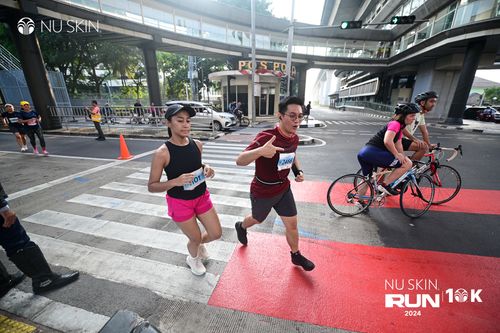 Race photo from Nu Skin Run 10K
