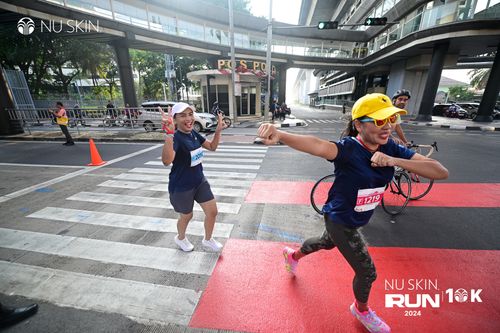 Race photo from Nu Skin Run 10K