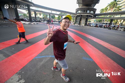 Race photo from Nu Skin Run 10K