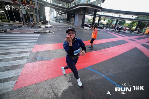 Race photo from Nu Skin Run 10K