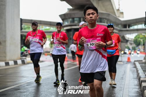 Race photo from Smartfren Run 2024