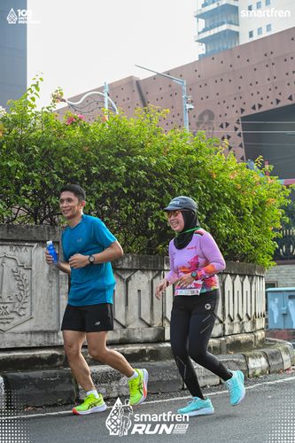 Race photo from Smartfren Run 2025 