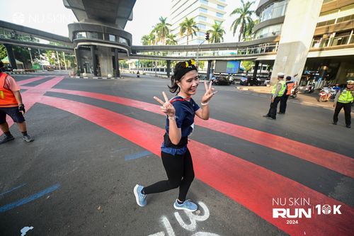 Race photo from Nu Skin Run 10K
