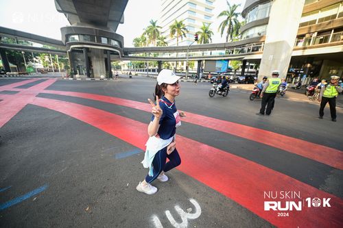 Race photo from Nu Skin Run 10K