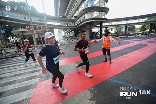Race photo from Nu Skin Run 10K