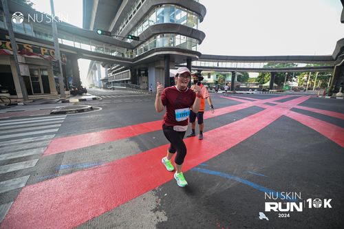Race photo from Nu Skin Run 10K