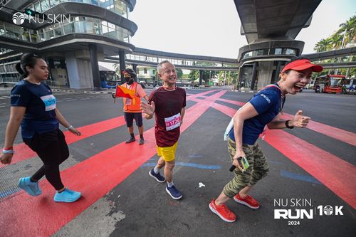 Race photo from Nu Skin Run 10K