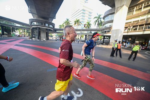 Race photo from Nu Skin Run 10K