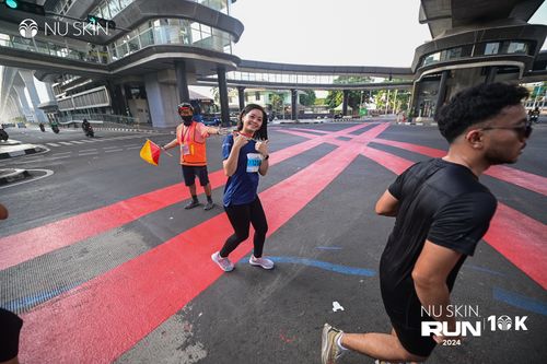 Race photo from Nu Skin Run 10K