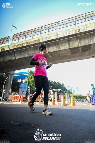 Race photo from Smartfren Run 2025 
