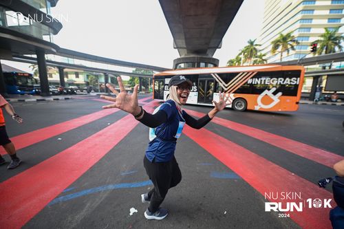 Race photo from Nu Skin Run 10K