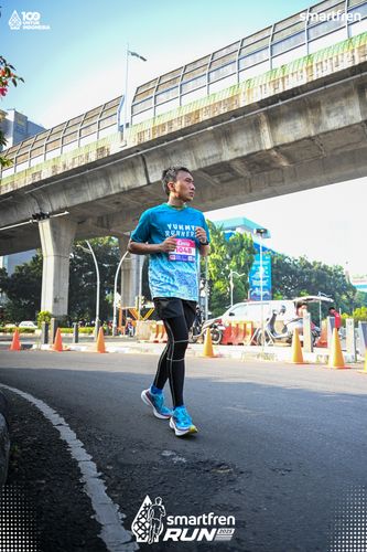 Race photo from Smartfren Run 2025 