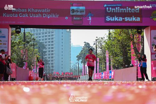Race photo from Smartfren Run 2025 