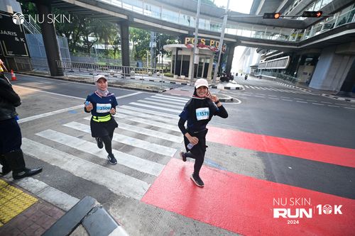 Race photo from Nu Skin Run 10K
