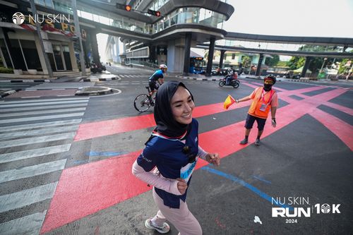 Race photo from Nu Skin Run 10K