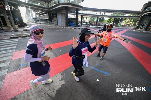 Race photo from Nu Skin Run 10K