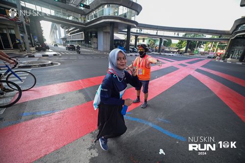Race photo from Nu Skin Run 10K